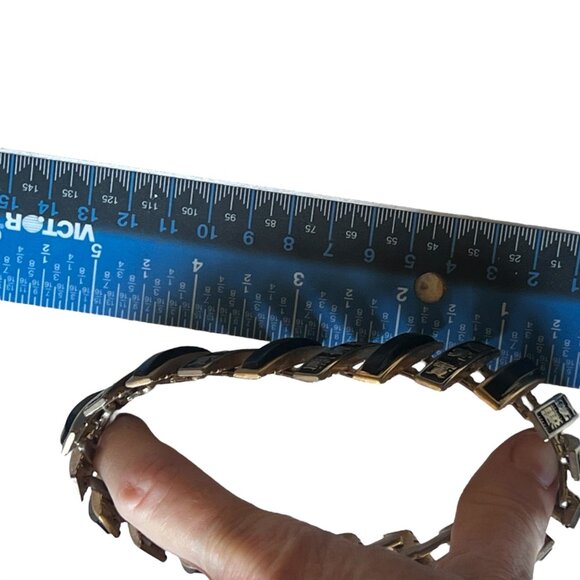 Lot Of Two Vintage Expandable Bracelet Cuffs: Trifari Pink & Gold/Black With Wri - Picture 13 of 16